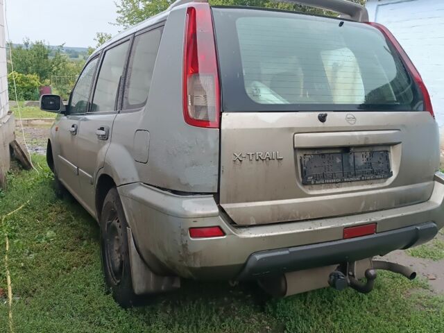 Серый Ниссан ИксТрейл, объемом двигателя 0 л и пробегом 110 тыс. км за 2500 $, фото 1 на Automoto.ua