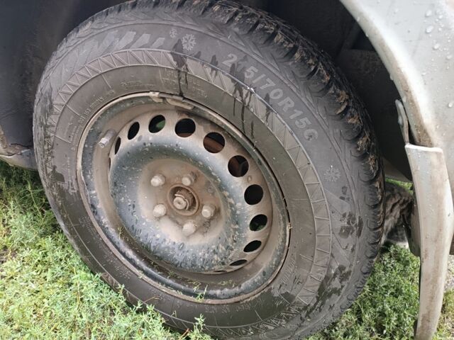 Серый Ниссан ИксТрейл, объемом двигателя 0 л и пробегом 110 тыс. км за 2500 $, фото 4 на Automoto.ua