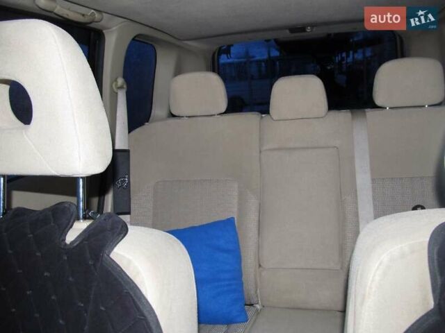 Серый Ниссан ИксТрейл, объемом двигателя 2 л и пробегом 197 тыс. км за 6500 $, фото 11 на Automoto.ua