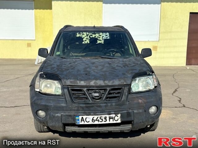 Сірий Ніссан ІксТрейл, об'ємом двигуна 2.2 л та пробігом 300 тис. км за 2699 $, фото 1 на Automoto.ua