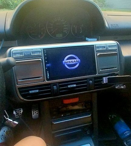 Серый Ниссан ИксТрейл, объемом двигателя 2.1 л и пробегом 119 тыс. км за 3500 $, фото 4 на Automoto.ua