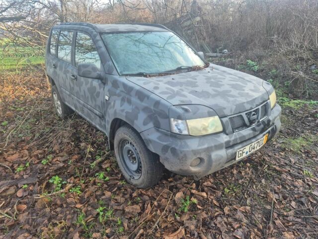 Сірий Ніссан ІксТрейл, об'ємом двигуна 0 л та пробігом 357 тис. км за 71 $, фото 4 на Automoto.ua