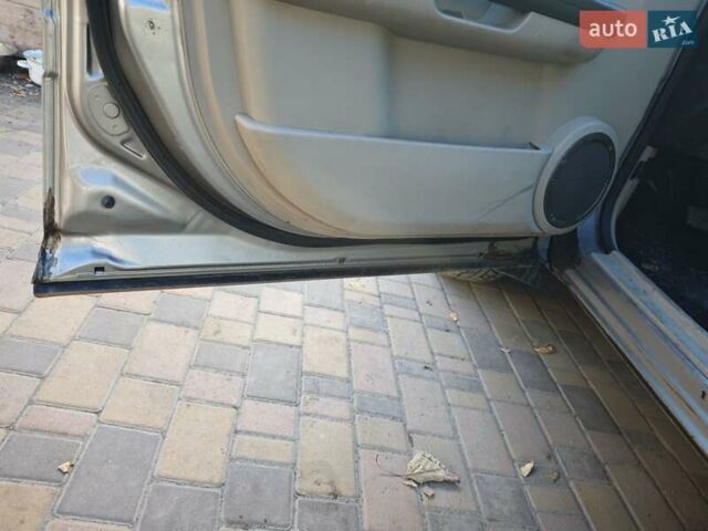 Сірий Ніссан ІксТрейл, об'ємом двигуна 2 л та пробігом 320 тис. км за 5500 $, фото 23 на Automoto.ua