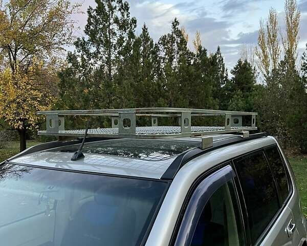 Сірий Ніссан ІксТрейл, об'ємом двигуна 2 л та пробігом 312 тис. км за 5300 $, фото 13 на Automoto.ua