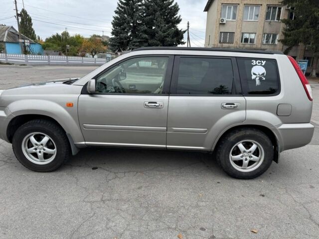 Сірий Ніссан ІксТрейл, об'ємом двигуна 0 л та пробігом 370 тис. км за 4700 $, фото 2 на Automoto.ua