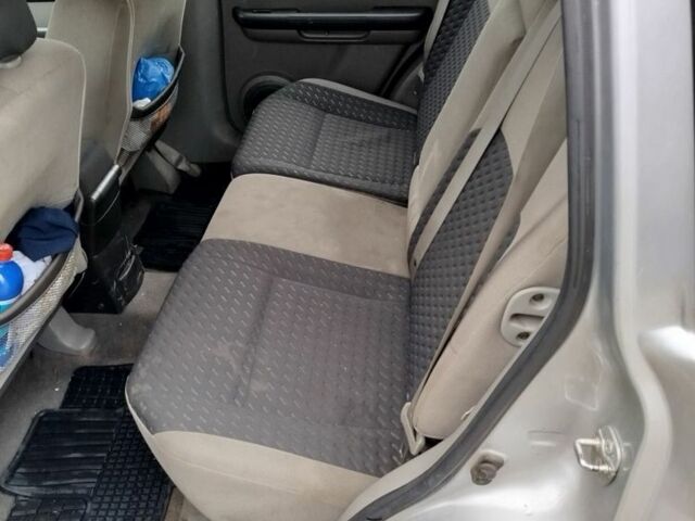 Серый Ниссан ИксТрейл, объемом двигателя 2.2 л и пробегом 370 тыс. км за 3300 $, фото 5 на Automoto.ua