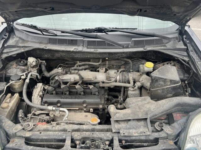 Серый Ниссан ИксТрейл, объемом двигателя 2 л и пробегом 420 тыс. км за 4000 $, фото 6 на Automoto.ua