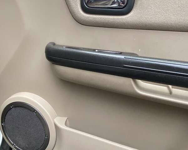 Сірий Ніссан ІксТрейл, об'ємом двигуна 2.5 л та пробігом 200 тис. км за 5400 $, фото 1 на Automoto.ua