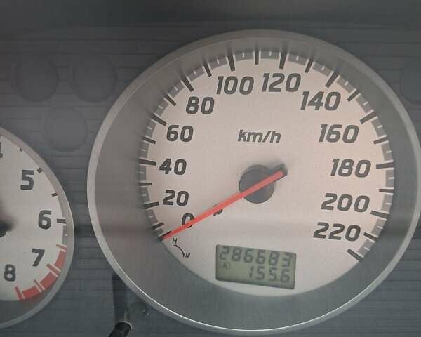 Серый Ниссан ИксТрейл, объемом двигателя 2.49 л и пробегом 286 тыс. км за 5800 $, фото 6 на Automoto.ua