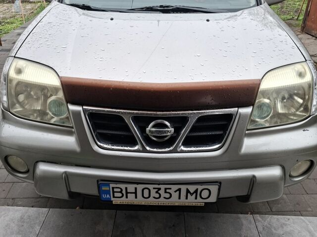 Серый Ниссан ИксТрейл, объемом двигателя 2.5 л и пробегом 286 тыс. км за 5800 $, фото 4 на Automoto.ua