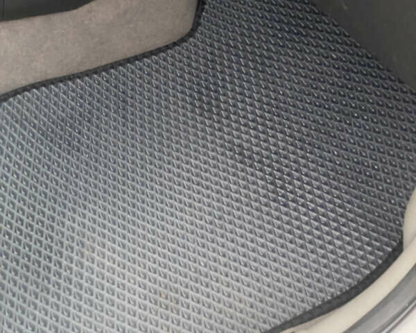 Серый Ниссан ИксТрейл, объемом двигателя 2 л и пробегом 246 тыс. км за 4499 $, фото 12 на Automoto.ua