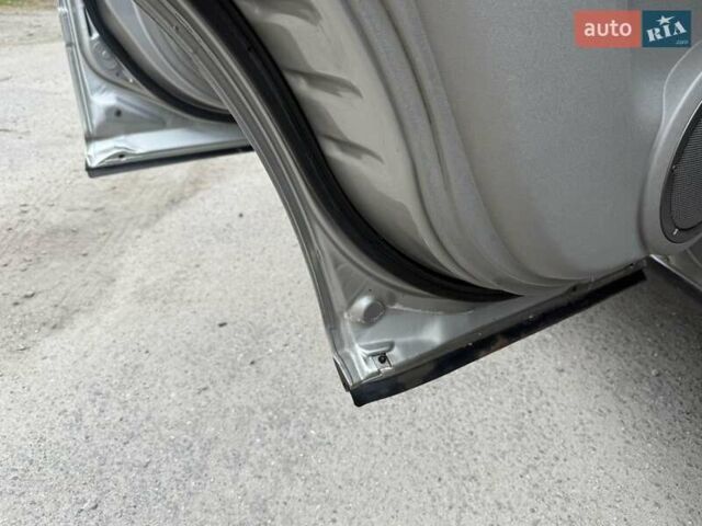 Серый Ниссан ИксТрейл, объемом двигателя 2.5 л и пробегом 265 тыс. км за 6000 $, фото 15 на Automoto.ua