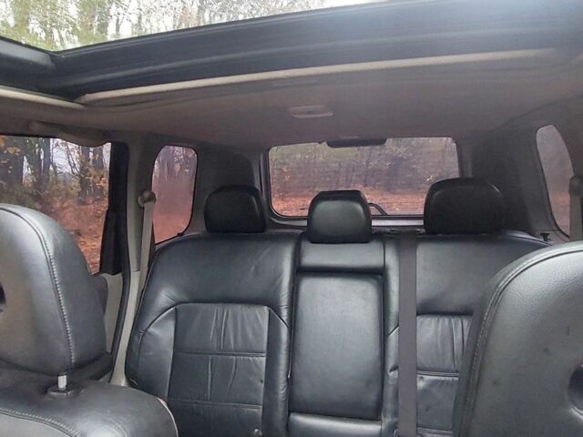 Серый Ниссан ИксТрейл, объемом двигателя 2 л и пробегом 450 тыс. км за 4042 $, фото 6 на Automoto.ua