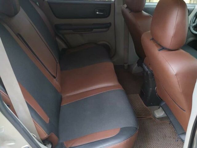 Сірий Ніссан ІксТрейл, об'ємом двигуна 2.2 л та пробігом 300 тис. км за 3799 $, фото 4 на Automoto.ua