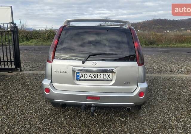 Серый Ниссан ИксТрейл, объемом двигателя 2.18 л и пробегом 337 тыс. км за 5950 $, фото 11 на Automoto.ua