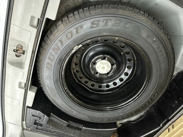 Сірий Ніссан ІксТрейл, об'ємом двигуна 2.2 л та пробігом 157 тис. км за 5900 $, фото 1 на Automoto.ua