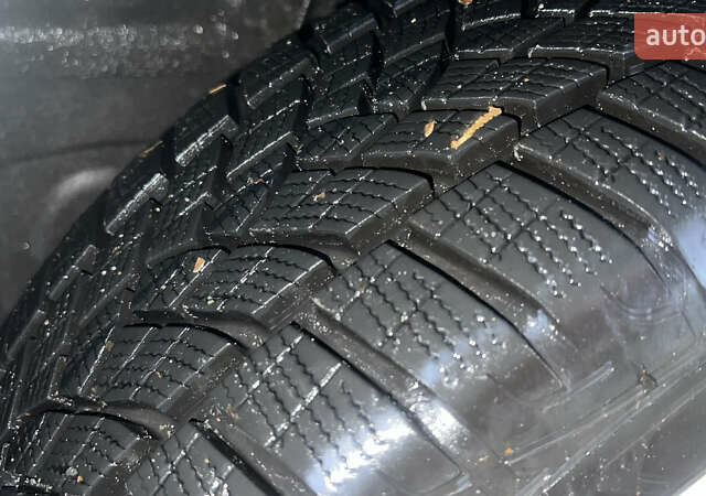 Серый Ниссан ИксТрейл, объемом двигателя 2.2 л и пробегом 323 тыс. км за 4000 $, фото 17 на Automoto.ua