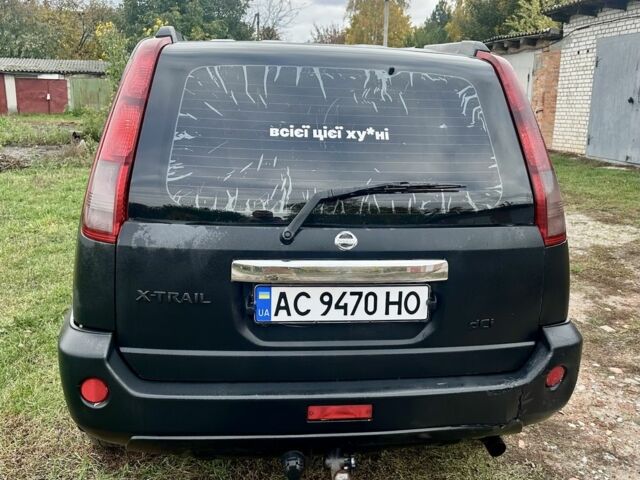 Сірий Ніссан ІксТрейл, об'ємом двигуна 2.2 л та пробігом 213 тис. км за 4100 $, фото 4 на Automoto.ua