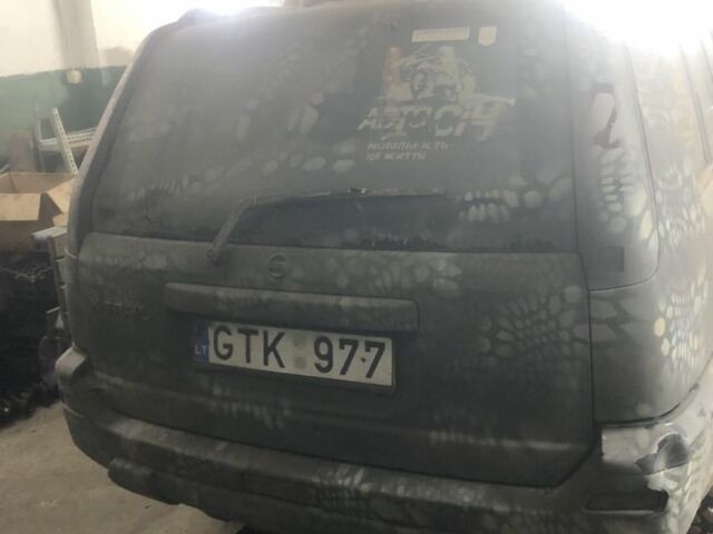 Серый Ниссан ИксТрейл, объемом двигателя 2.2 л и пробегом 220 тыс. км за 2800 $, фото 5 на Automoto.ua