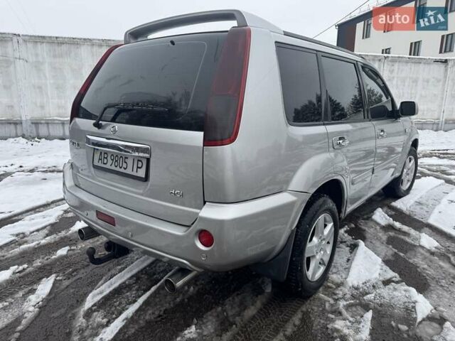 Сірий Ніссан ІксТрейл, об'ємом двигуна 2.18 л та пробігом 247 тис. км за 6800 $, фото 4 на Automoto.ua