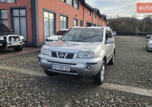 Серый Ниссан ИксТрейл, объемом двигателя 2.18 л и пробегом 337 тыс. км за 5950 $, фото 14 на Automoto.ua