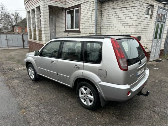 Сірий Ніссан ІксТрейл, об'ємом двигуна 2.2 л та пробігом 157 тис. км за 5900 $, фото 20 на Automoto.ua