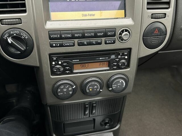 Сірий Ніссан ІксТрейл, об'ємом двигуна 2.2 л та пробігом 157 тис. км за 5900 $, фото 15 на Automoto.ua