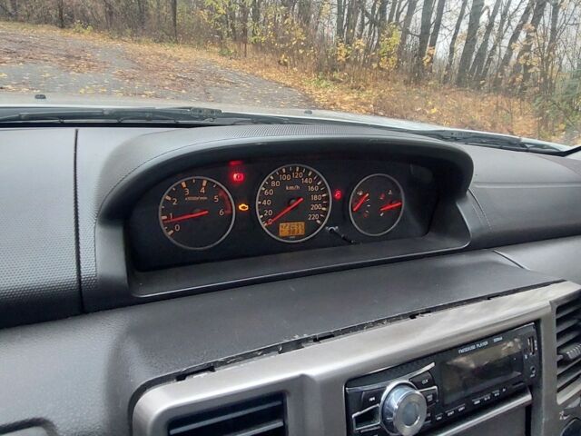 Серый Ниссан ИксТрейл, объемом двигателя 2 л и пробегом 450 тыс. км за 4042 $, фото 5 на Automoto.ua