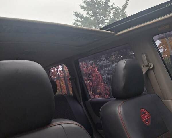 Серый Ниссан ИксТрейл, объемом двигателя 2.18 л и пробегом 273 тыс. км за 5800 $, фото 13 на Automoto.ua