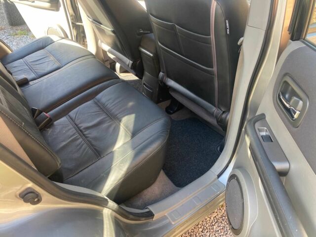 Сірий Ніссан ІксТрейл, об'ємом двигуна 2.2 л та пробігом 220 тис. км за 4100 $, фото 10 на Automoto.ua