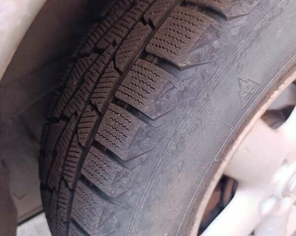 Серый Ниссан ИксТрейл, объемом двигателя 2.2 л и пробегом 345 тыс. км за 6800 $, фото 11 на Automoto.ua