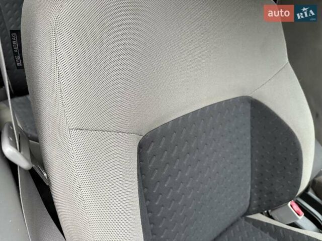 Серый Ниссан ИксТрейл, объемом двигателя 2.18 л и пробегом 280 тыс. км за 5850 $, фото 33 на Automoto.ua