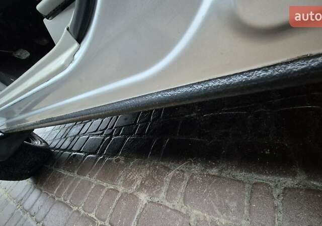 Серый Ниссан ИксТрейл, объемом двигателя 2.2 л и пробегом 490 тыс. км за 6000 $, фото 12 на Automoto.ua