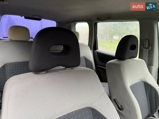 Серый Ниссан ИксТрейл, объемом двигателя 2.18 л и пробегом 280 тыс. км за 5850 $, фото 32 на Automoto.ua