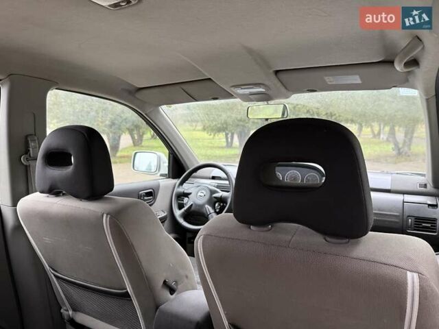 Серый Ниссан ИксТрейл, объемом двигателя 2.18 л и пробегом 280 тыс. км за 5850 $, фото 40 на Automoto.ua