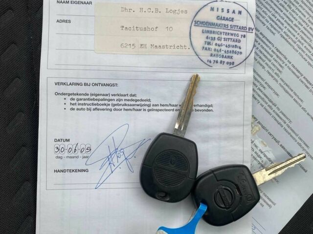 Серый Ниссан ИксТрейл, объемом двигателя 2.2 л и пробегом 272 тыс. км за 4500 $, фото 7 на Automoto.ua