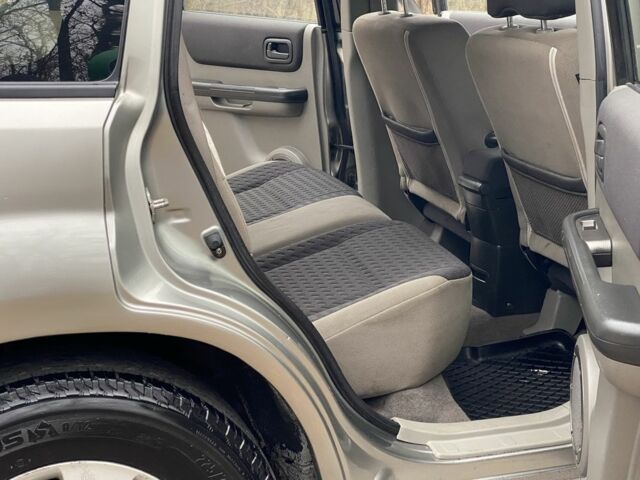 Серый Ниссан ИксТрейл, объемом двигателя 2.2 л и пробегом 290 тыс. км за 3750 $, фото 13 на Automoto.ua