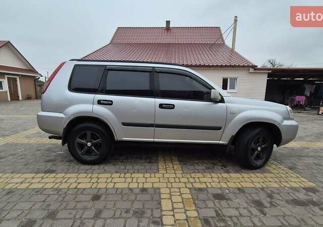 Серый Ниссан ИксТрейл, объемом двигателя 2.2 л и пробегом 490 тыс. км за 6000 $, фото 21 на Automoto.ua