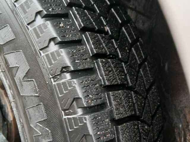 Серый Ниссан ИксТрейл, объемом двигателя 2.2 л и пробегом 302 тыс. км за 5199 $, фото 7 на Automoto.ua