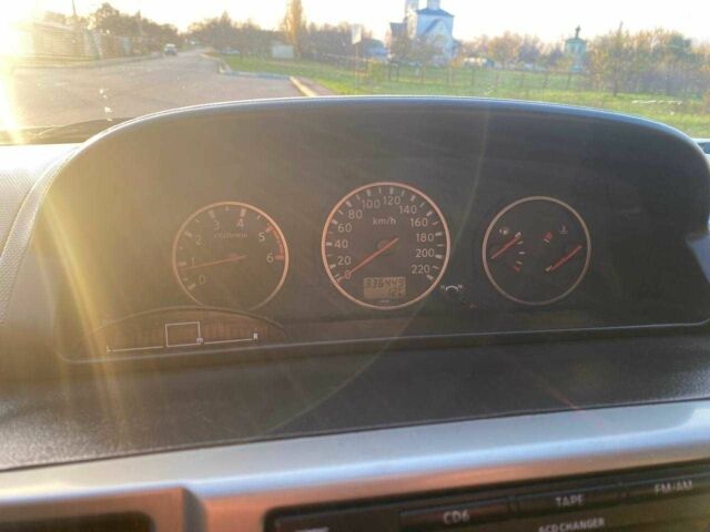 Серый Ниссан ИксТрейл, объемом двигателя 2.2 л и пробегом 337 тыс. км за 4700 $, фото 8 на Automoto.ua