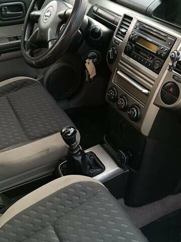 Серый Ниссан ИксТрейл, объемом двигателя 2.2 л и пробегом 350 тыс. км за 3400 $, фото 30 на Automoto.ua