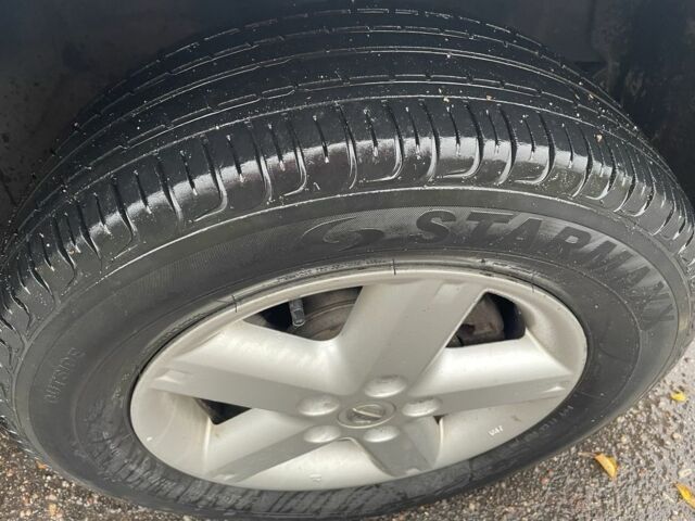 Серый Ниссан ИксТрейл, объемом двигателя 2.2 л и пробегом 287 тыс. км за 4750 $, фото 10 на Automoto.ua