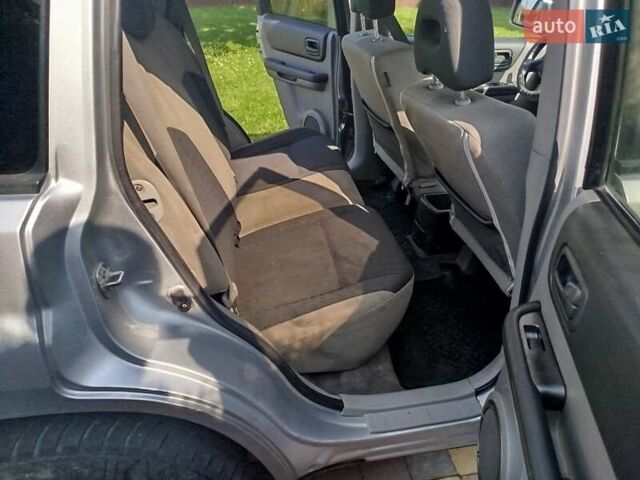 Сірий Ніссан ІксТрейл, об'ємом двигуна 2.2 л та пробігом 288 тис. км за 3000 $, фото 1 на Automoto.ua