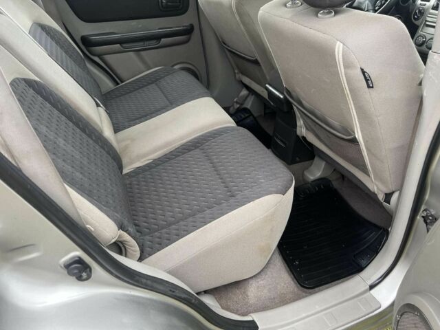 Серый Ниссан ИксТрейл, объемом двигателя 2.2 л и пробегом 261 тыс. км за 4400 $, фото 4 на Automoto.ua