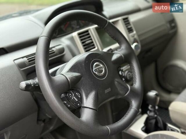 Серый Ниссан ИксТрейл, объемом двигателя 2.18 л и пробегом 280 тыс. км за 5850 $, фото 51 на Automoto.ua