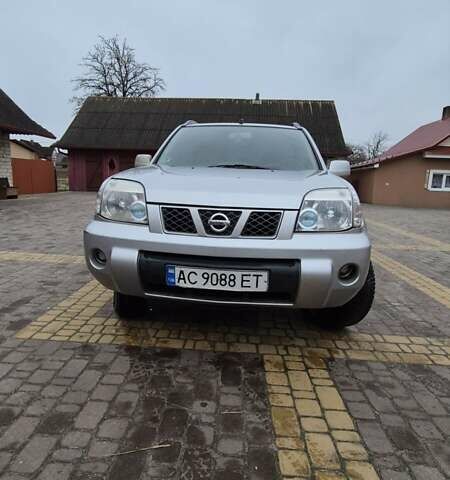 Серый Ниссан ИксТрейл, объемом двигателя 2.2 л и пробегом 490 тыс. км за 6000 $, фото 18 на Automoto.ua