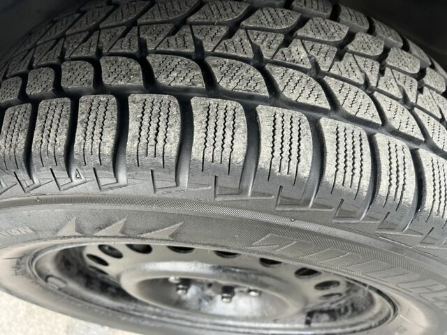 Серый Ниссан ИксТрейл, объемом двигателя 2.2 л и пробегом 249 тыс. км за 3966 $, фото 1 на Automoto.ua