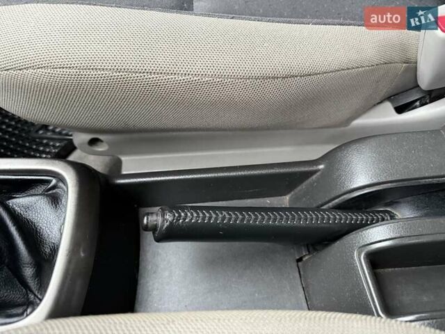 Серый Ниссан ИксТрейл, объемом двигателя 2.18 л и пробегом 280 тыс. км за 5850 $, фото 48 на Automoto.ua