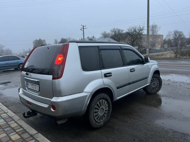 Сірий Ніссан ІксТрейл, об'ємом двигуна 0 л та пробігом 290 тис. км за 5700 $, фото 3 на Automoto.ua