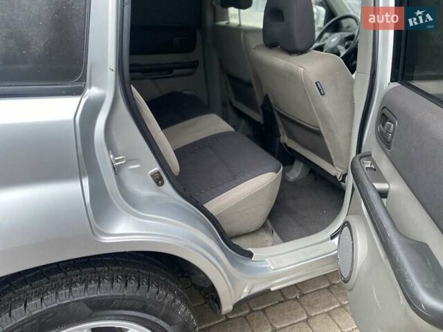 Серый Ниссан ИксТрейл, объемом двигателя 2.2 л и пробегом 272 тыс. км за 4500 $, фото 12 на Automoto.ua